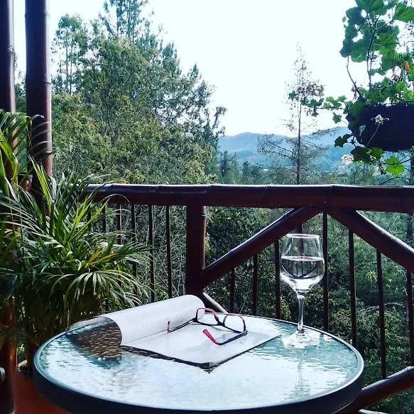 Guest house La Casona Del Retiro Hotel El Salado  Colombia