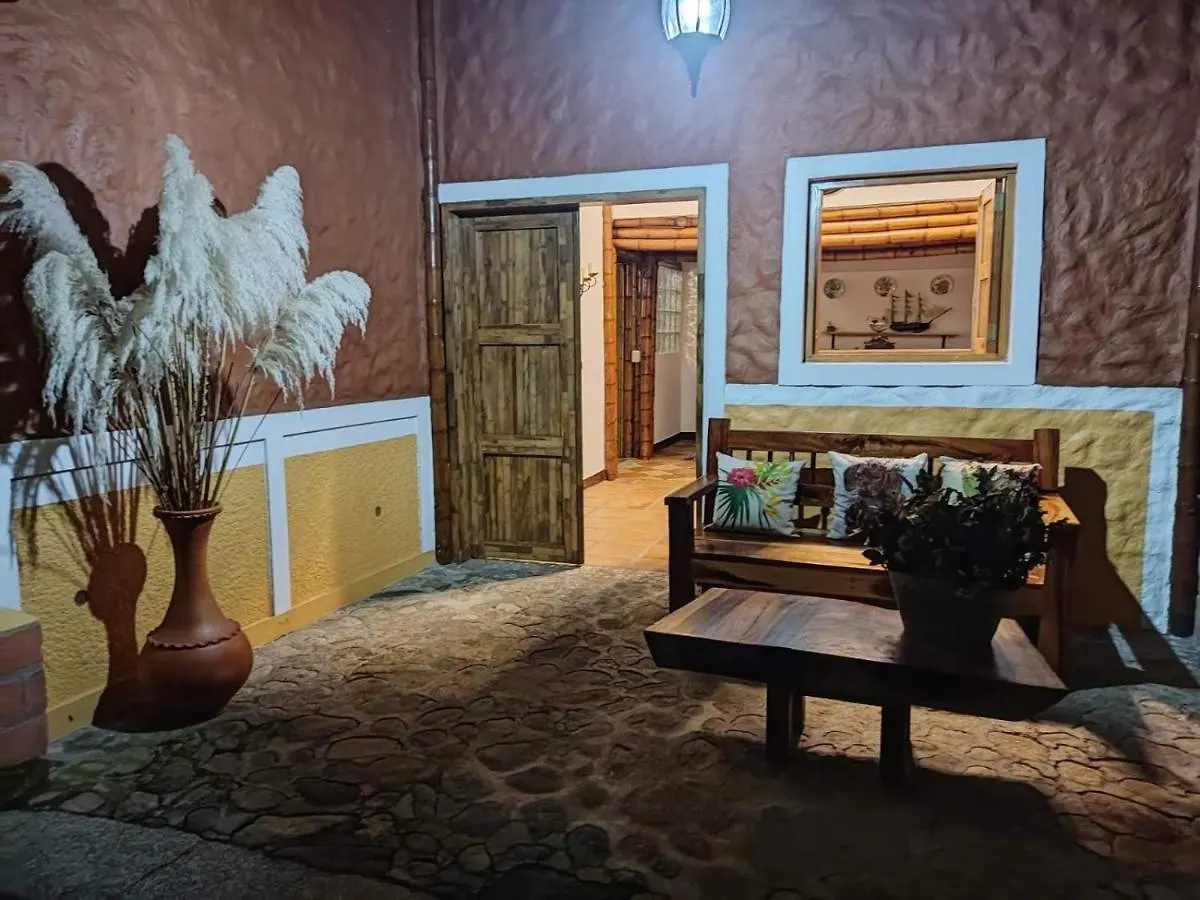 La Casona Del Retiro Hotel El Salado